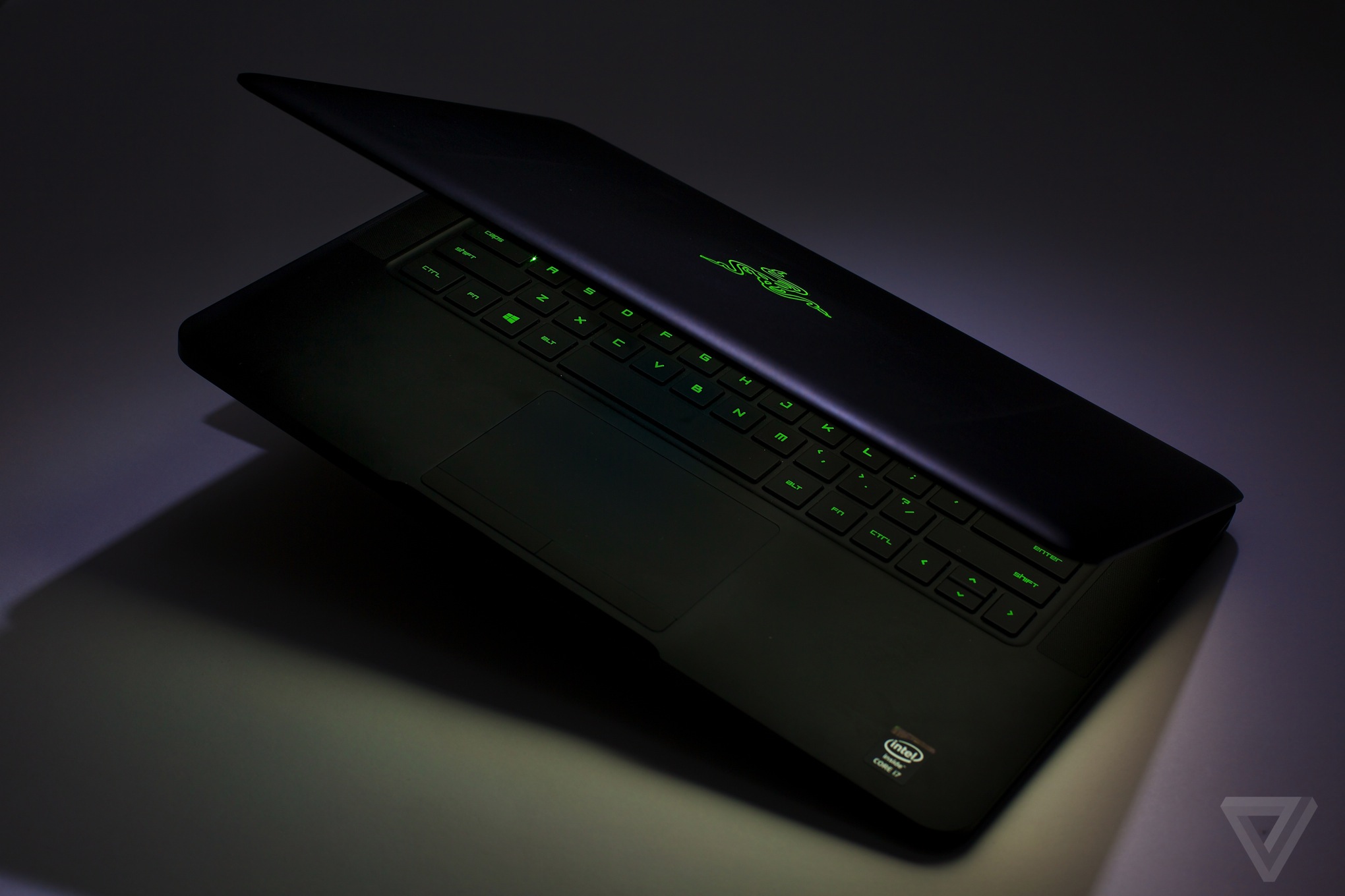 Razer Blade (2014) review: laptop gaming never looked so good | The Verge