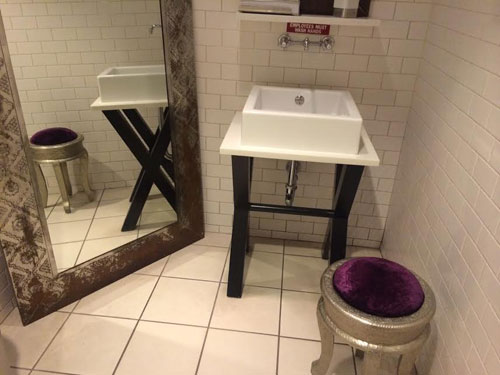 Bathroomstool1.jpg