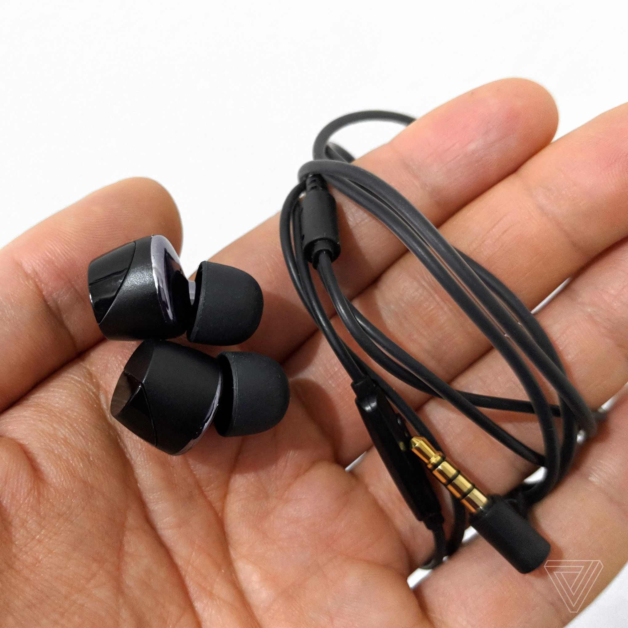 Tunai Drum review: $33 earphones that provide an exciting listen - The