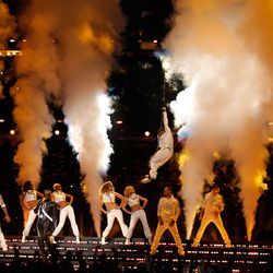 After the infamous Janet Jackson incident in Super Bowl XXXVIII, the NFL turned to older rock artists to fill its halftime show for a while. That changed in 2011, but the combo of Usher and the Black Eyed Peas failed to deliver thanks to some bad choreography.