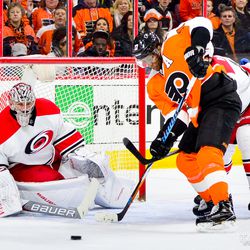 Cam Ward made FORTY saves against the Flyers