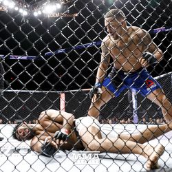 Eryk Anders knocks out Rafael Natal at UFC on FOX 25.