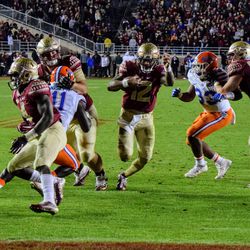 RFr. QB Deondre Francois busts loose on a 3rd and long for the exclamation point TD.