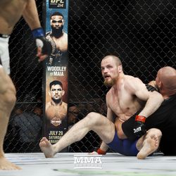 Santiago Ponzinibbio defeats Gunnar Nelson at UFC Fight Night 113 on Sunday at the The SSE Hydro in Glasgow, Scotland.