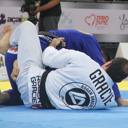 Roger Gracie pulls guard against Marcus 'Buchecha' at Gracie Pro
