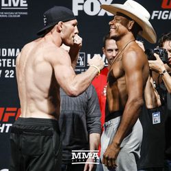 Ryan LaFlare and Alex Oliveira square off at UFC on FOX 25 weigh-ins.