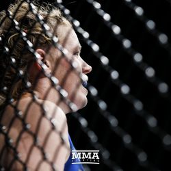 Tonya Evinger reflects after first round at UFC 214.