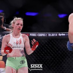 Heather Hardy gestures to Alice Yauger at Bellator NYC.