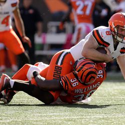 <strong>October 2016:</strong> Kevin who? In Week 7, Hue Jackson lost to his former team, the Cincinnati Bengals, by a score of 31-17 to fall to 0-7. He introduced Kevin Hogan into the offense as a read-option quarterback, and it worked wonders with him going off for 104 yards rushing on 7 carries, including a highlight-reel 28-yard touchdown run. Cleveland was doomed when Cody Kessler was knocked out with a concussion and Hogan had to <em>actually</em> <em>play quarterback</em>, though.