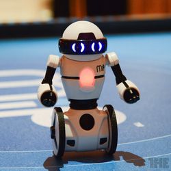 MiP is a balancing robot that works with your smartphone ...