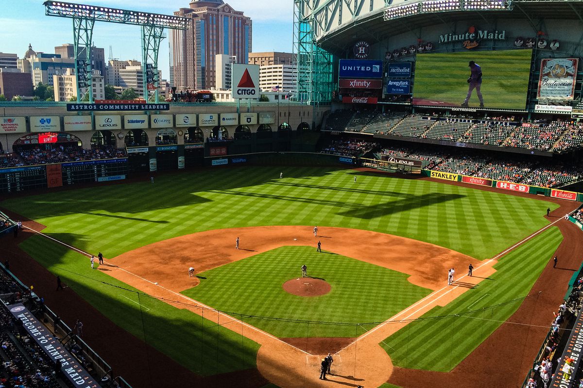 Compare and reserve cheap minute maid park parking at top parking lots. 