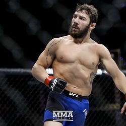 Jimmie Rivera gets ready for his fight at UFC on FOX 25.