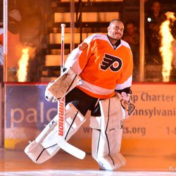 Light ‘em up up up, Ray Emery’s on FIRE