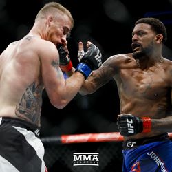 Michael Johnson delivers a devastating right at TUF 25 Finale.