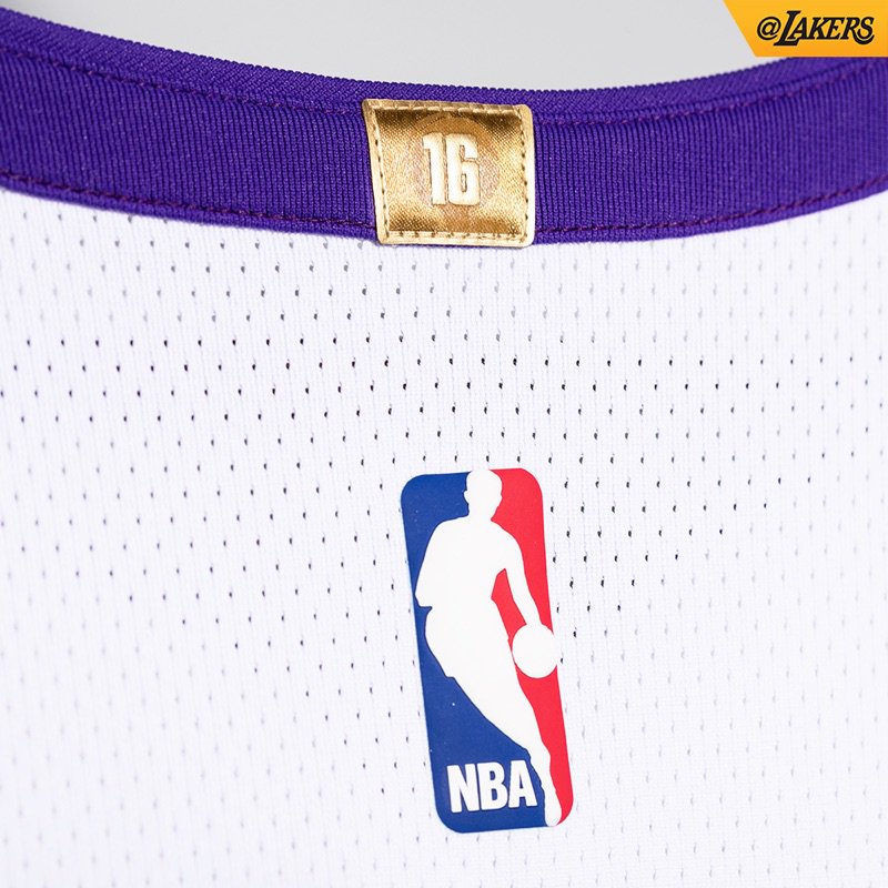 The new Lakers jerseys have leaked and fans are NOT happy with the color -  Silver Screen and Roll
